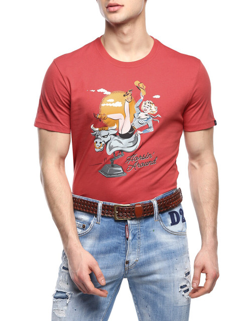 

Original Penguin Men Red Printed Applique T-shirt