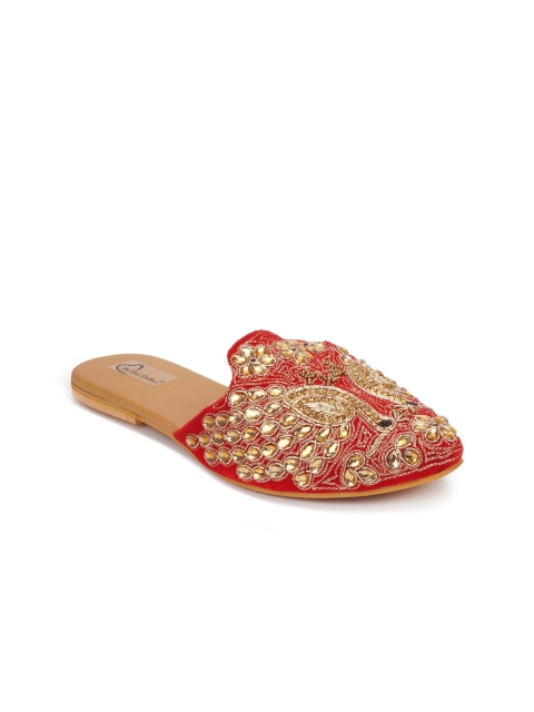 

The Desi Dulhan Women Red & Gold-Toned Embellished Ethnic Mules Flats