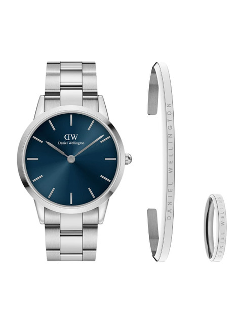 

Daniel Wellington Men Silver-Toned & Blue Watch Gift Set DW00501340