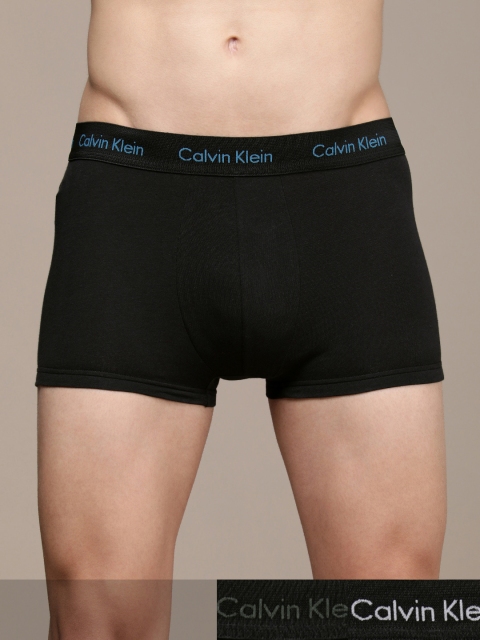 

Calvin Klein Underwear Men Pack of 3 Black Solid Low-Rise Trunks U26641TT