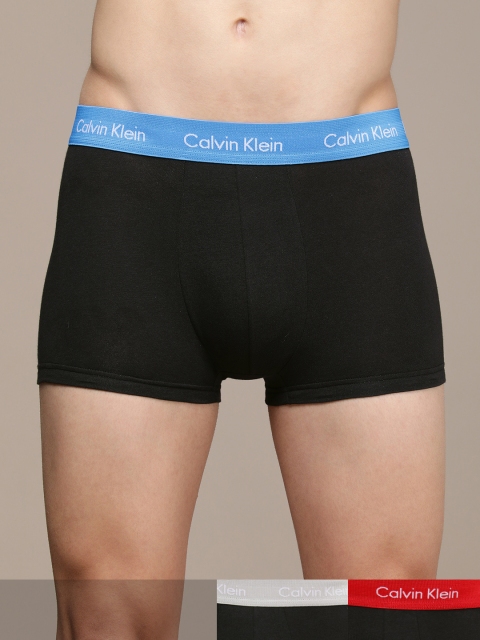 

Calvin Klein Underwear Men Pack of 3 Black Solid Low-Rise Trunks - U26641WA