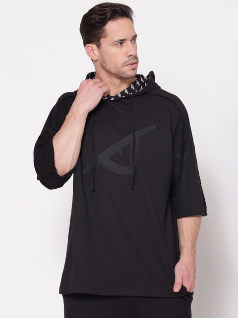 

I Am Animal Men Black Organic Cotton Hooded Neck Regular Fit Half Sweatshirt Hoodie