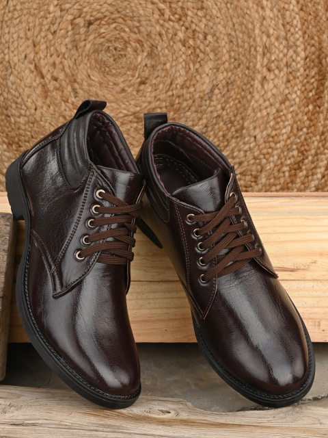 

AfroJack Men Brown Flat Boots