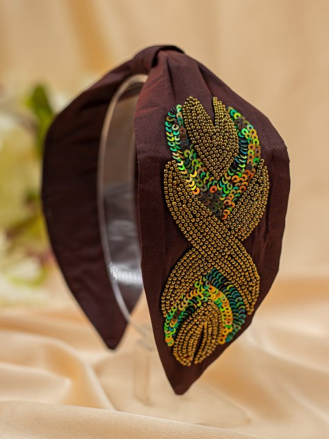 

Bellofox Women Burgundy & Gold-Toned Embellished Hairband