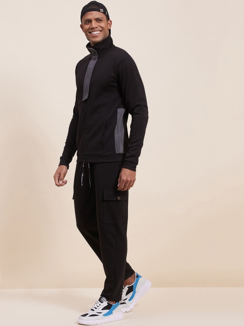 

MASCLN SASSAFRAS Men Black Solid Relaxed-Fit Track Pants