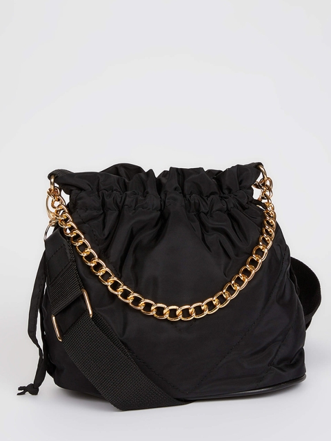 

DeFacto Black Solid Structured Sling Bag