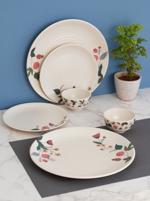 

LIVING ROOTS Off White & Green Set Of 12 Pieces Floral Printed Melamine Glossy Dinner Set