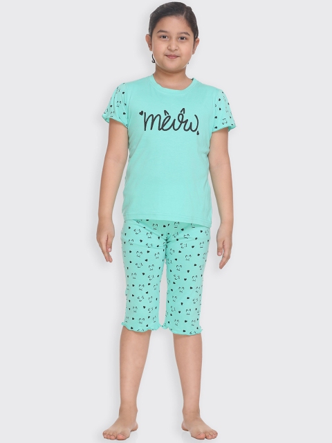 

Kanvin Girls Green & Black Printed Night suit