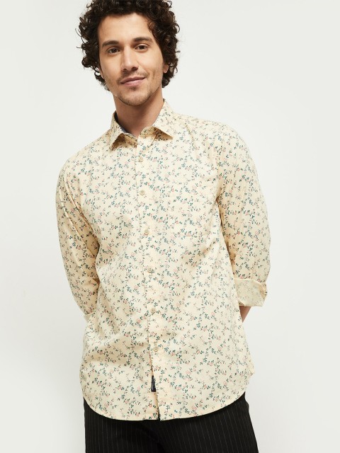 

max Men Red Floral Printed Regular Fit Cotton Casual Shirt