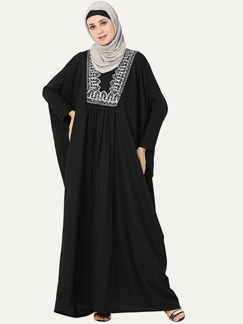 

MOMIN LIBAS Women Black & White Embroidered Abaya
