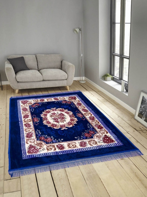 

KLOTTHE Blue & Maroon Floral Printed Woollen Handmade Traditional Carpet
