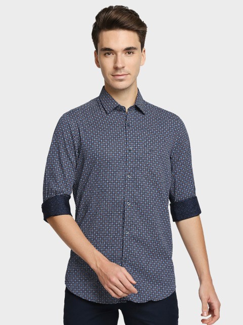 

ColorPlus Men Blue Floral Printed Casual Shirt