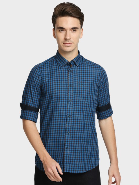 

ColorPlus Men Green Checked Casual Shirt