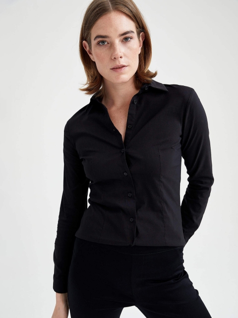 

DeFacto Women Black Solid Formal Shirt