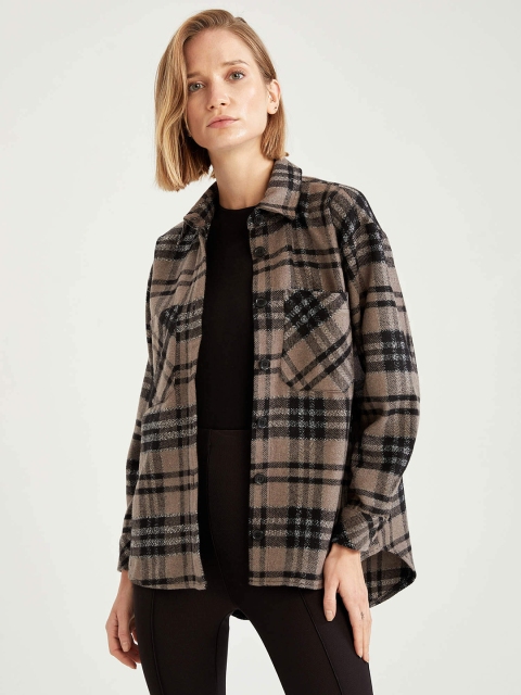 

DeFacto Women Brown & Black Flannel Tartan Checks Oversize Fit Winter Casual Shirt