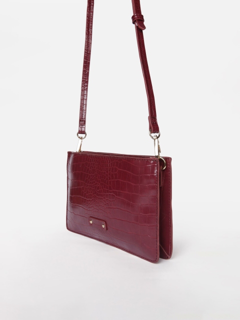 

Vero Moda Maroon Floral Printed PU Oversized Structured Hobo Bag
