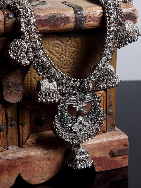 

Arrabi Silver-Toned Silver-Plated Oxidised Necklace