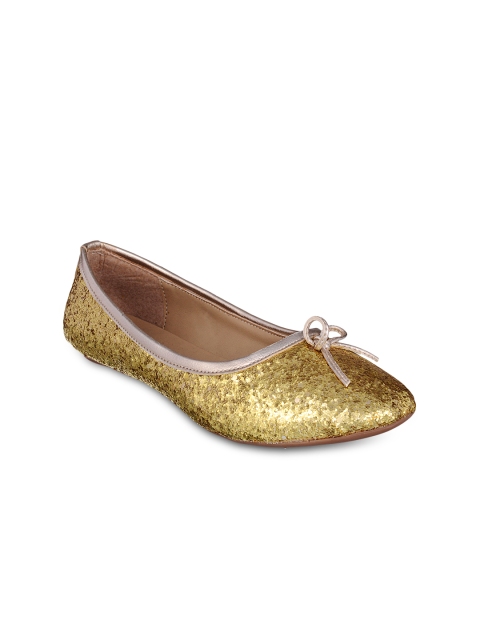

Bruno Manetti Women Gold-Toned Embellished Ballerinas