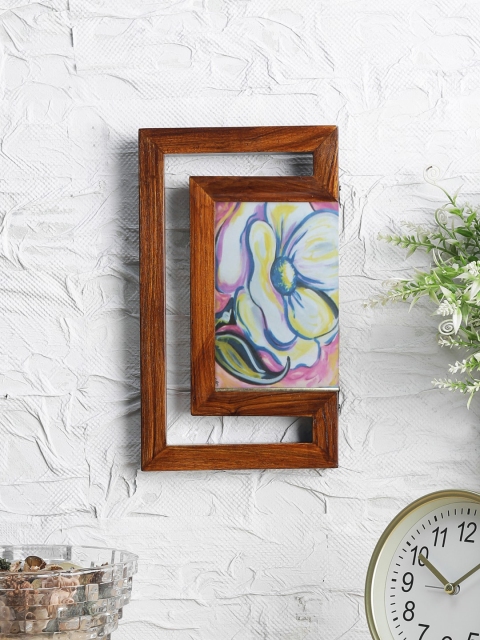 

VarEesha Brown Solid Teak Wood C Shape Vertical Wall Mounting