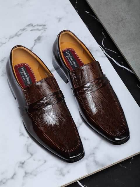 

LONDON STEPS Men Brown Textured Formal Slip-Ons