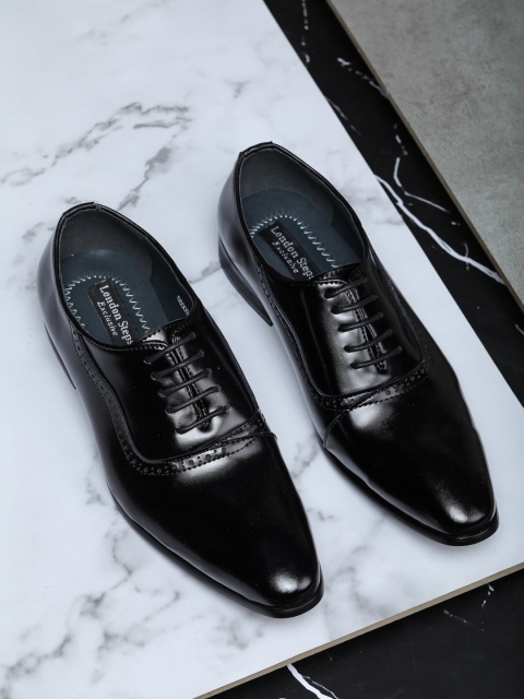 

LONDON STEPS Men Black Solid Formal Oxfords