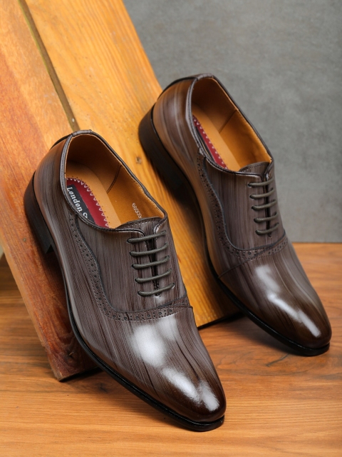 

LONDON STEPS Men Grey Formal Shoes