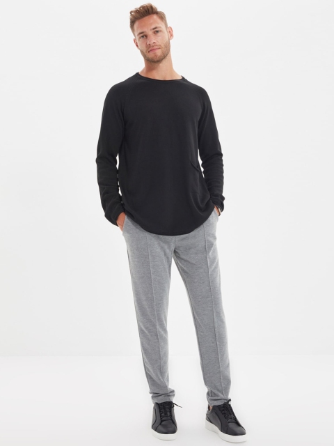 

Trendyol Men Grey Solid Track Pants