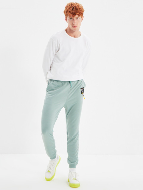 

Trendyol Men Green Solid Joggers