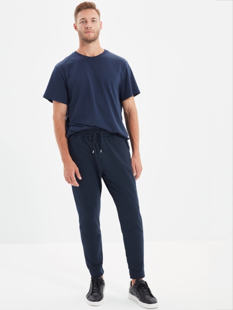 

Trendyol Men Navy Blue Solid Joggers
