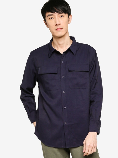 

ZALORA BASICS Men Navy Blue Oversized Duo Pocket Casual Shirt