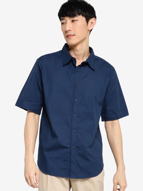 

ZALORA BASICS Men Navy Blue Boxy Casual Shirt