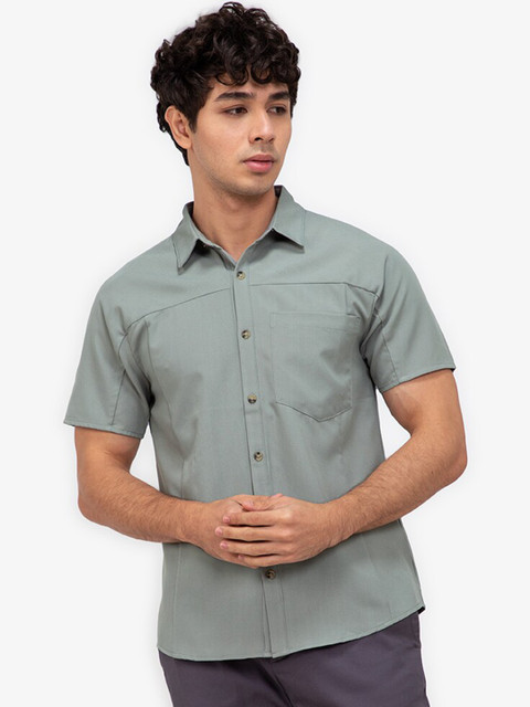 

ZALORA BASICS Men Green Seam Line Casual Shirt