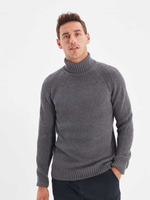 

Trendyol Men Grey Ribbed Pullover