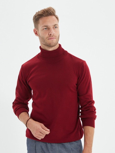

Trendyol Men Maroon Pullover