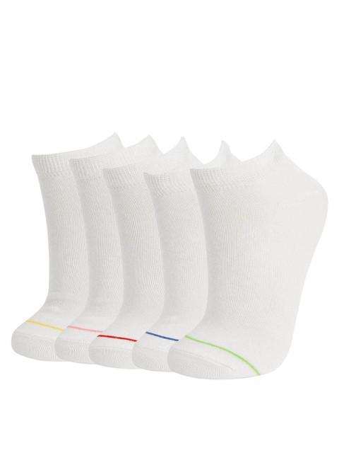 

DeFacto Women Pack of 5 White Solid Socks