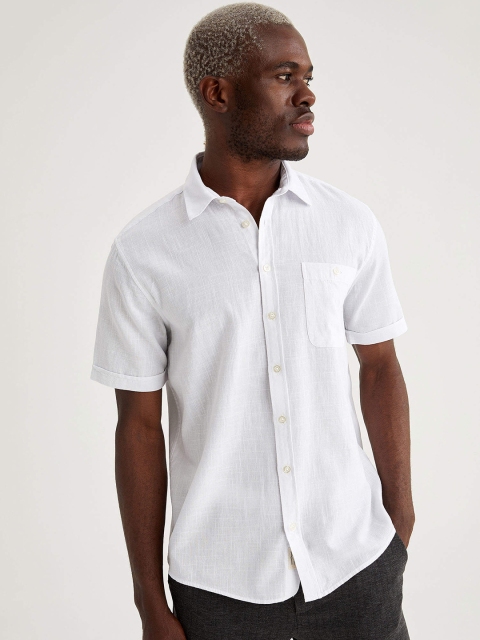 

DeFacto Men White Pure Cotton Casual Shirt