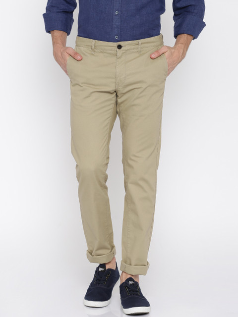 

Indian Terrain Men Beige Solid Slim Fit Chino Trousers