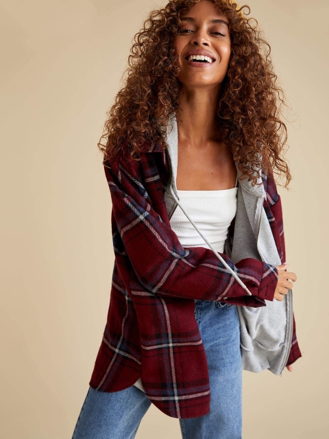 

DeFacto Women Maroon & Navy Blue Checked Longline Shacket