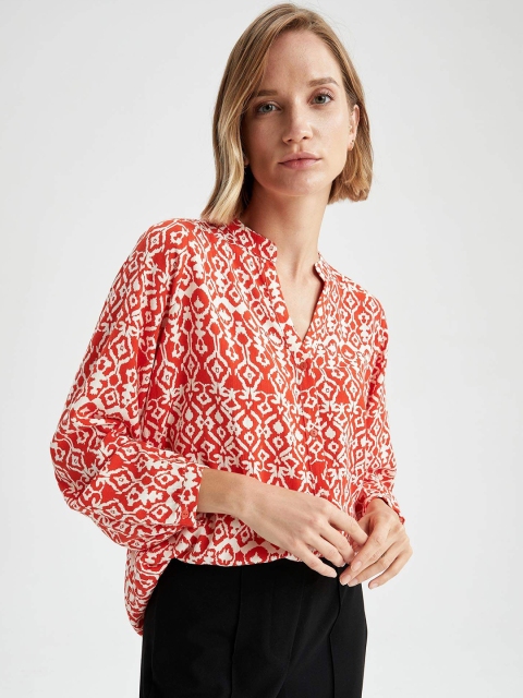 

DeFacto Women Red & White Abstract Print Longline Casual Shirt