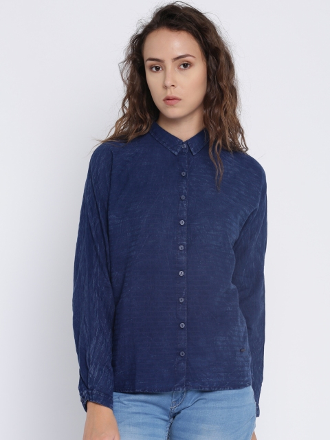 

Pepe Jeans Women Blue Regular Fit Striped Casual Shirt