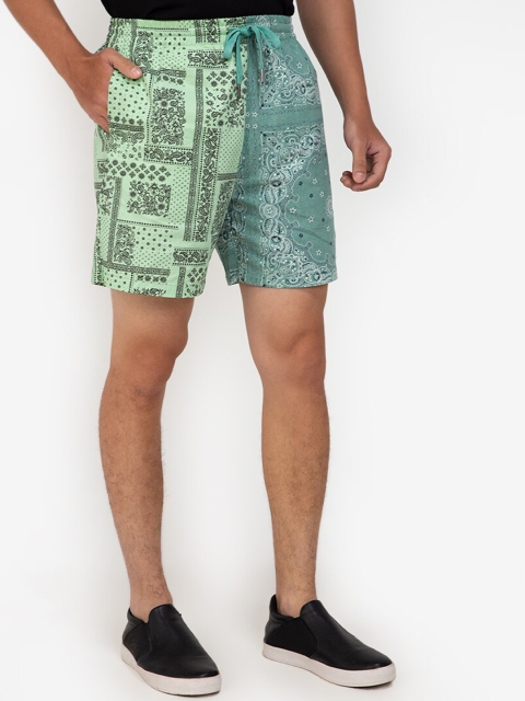 

ZALORA BASICS Men Green Printed Shorts
