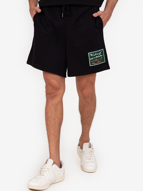 

ZALORA BASICS Men Black Patch Print Shorts