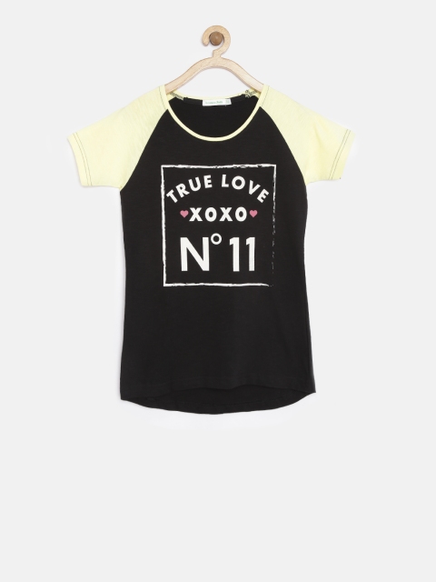 

Bossini Girls Black Printed Round Neck T-shirt