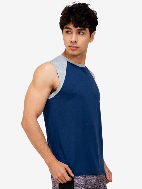 

ZALORA ACTIVE Men Navy Blue Raglan Cap Sleeve Printed T-shirt