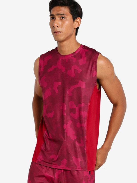 

ZALORA ACTIVE Men Red Camouflage Printed T-shirt