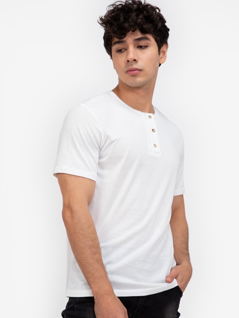 

ZALORA BASICS Men White Henley Neck T-shirt