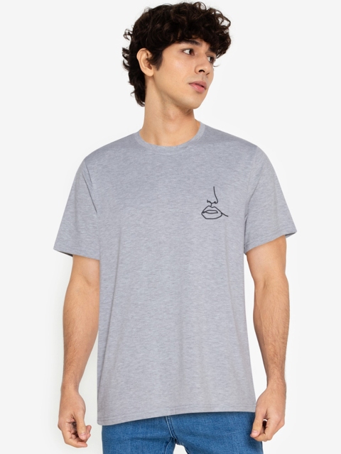 

ZALORA BASICS Men Grey T-shirt