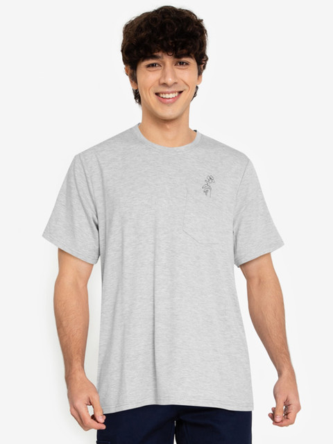 

ZALORA BASICS Men Grey Solid Regular Fit T-shirt