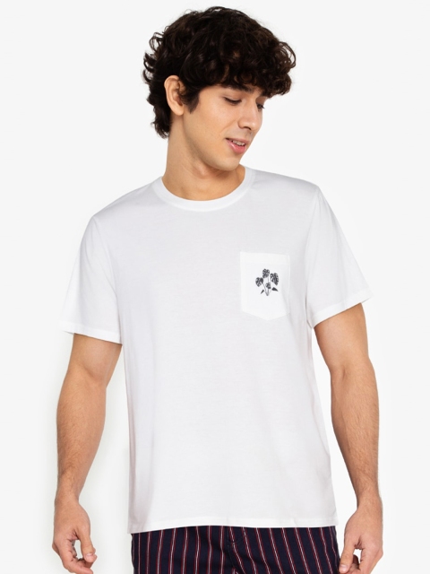 

ZALORA BASICS Men White Pockets T-shirt