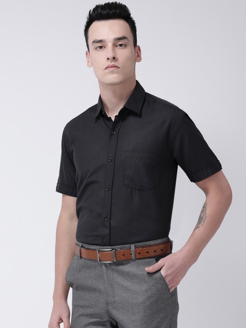 

GRACIT Men Black Smart Fit Solid Formal Shirt
